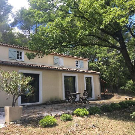 Villa De Carbonelle Pierrevert Extérieur photo